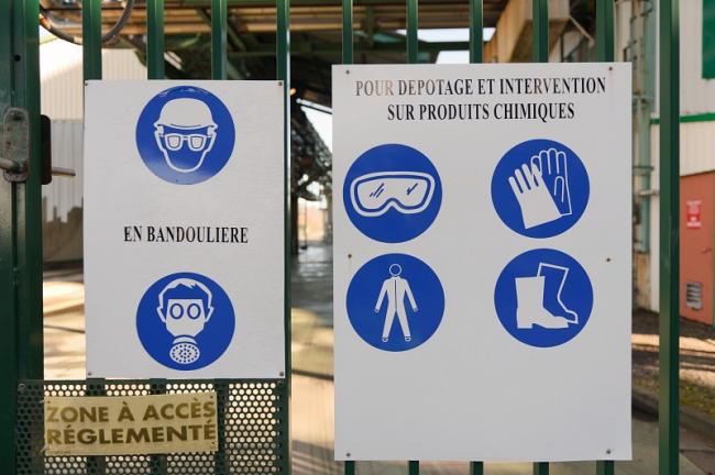 ARNAUD BOUISSOU / TERRA