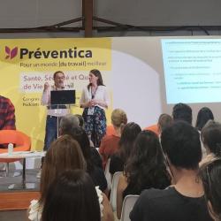Florent Arnaud, chargé de mission à l’Aract Bretagne et Marie Rannou, conseillère en prévention des risques professionnels à la MSA d’Armorique, au salon Préventica à Rennes, le 17 juin. © LG